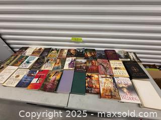 MaxSold Auction: Assortment books  - Toronto (Ontario, Canada) SELLER MANAGED Downsizing Online Auction - Jane Street (STORAGE)