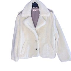 MaxSold Auction: Free People Ivory Faux Fur Jacket with Wide Collar, Size S - Vancouver (British Columbia, Canada) SELLER MANAGED Downsizing Online Auction - W20th Avenue (CONDO)