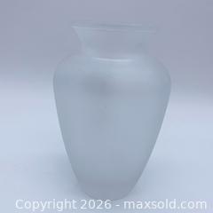 MaxSold Auction: Frosted Glass Vase with Sterling Silver Dove Medallion - Vancouver (British Columbia, Canada) SELLER MANAGED Downsizing Online Auction - W20th Avenue (CONDO)