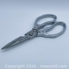 MaxSold Auction: Henckels & SK5 Japan Scissors - Vancouver (British Columbia, Canada) SELLER MANAGED Downsizing Online Auction - W20th Avenue (CONDO)