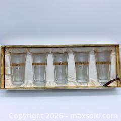 MaxSold Auction: Mario Valentino Tumbler Glass Set with Gold Band, 5 Pieces - Vancouver (British Columbia, Canada) SELLER MANAGED Downsizing Online Auction - W20th Avenue (CONDO)
