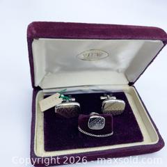 MaxSold Auction: Vintage Cufflink Set with Studs — Onyx, Gold & Silver Tone - Vancouver (British Columbia, Canada) SELLER MANAGED Downsizing Online Auction - W20th Avenue (CONDO)