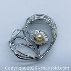MaxSold Auction: Vintage Silver-Tone Floral Brooches with Cultured Pearls  - Vancouver (British Columbia, Canada) SELLER MANAGED Downsizing Online Auction - W20th Avenue (CONDO)