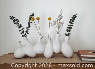 MaxSold Auction: Interconnected Ceramic Bud Vases - London (Ontario, Canada) SELLER MANAGED Downsizing Online Auction - Centre Street (CONDO)