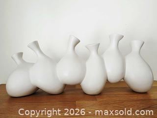 MaxSold Auction: Interconnected Ceramic Bud Vases - London (Ontario, Canada) SELLER MANAGED Downsizing Online Auction - Centre Street (CONDO)