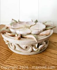 MaxSold Auction: Vintage 2000 Mindspring Studio Leisure “Tic Tac Toe” Ceramic Floral - London (Ontario, Canada) SELLER MANAGED Downsizing Online Auction - Centre Street (CONDO)