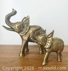 MaxSold Auction: Vintage Pair of Solid Brass Elephants Figurine Statues Trunk Up Ears Out Lucky - London (Ontario, Canada) SELLER MANAGED Downsizing Online Auction - Centre Street (CONDO)