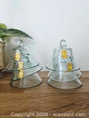MaxSold Auction: Vintage Spanish garden glass bell-shaped cloches Set of 6 size S - London (Ontario, Canada) SELLER MANAGED Downsizing Online Auction - Centre Street (CONDO)