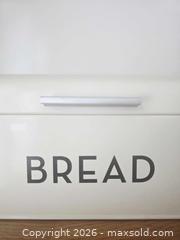 MaxSold Auction: Vintage Style Now Designs Bread Bin - London (Ontario, Canada) SELLER MANAGED Downsizing Online Auction - Centre Street (CONDO)