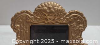MaxSold Auction: 4x lot of small antique photo / picture frames - Toronto (Ontario, Canada) PARTNER MANAGED Reseller Online Auction - Queen Street West