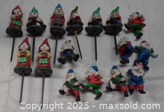 MaxSold Auction: Large lot of garden items gnomes deer smiling flowers and more - Toronto (Ontario, Canada) PARTNER MANAGED Reseller Online Auction - Queen Street West