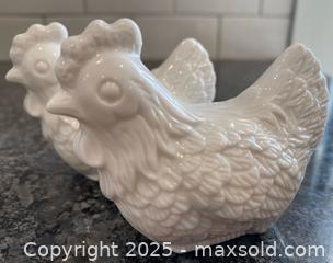 MaxSold Auction: Ceramic Rooster Hen Salt and Pepper Shakers  - St. Catharines (Ontario, Canada) SELLER MANAGED Estate Sale Online Auction - Monique Crescent