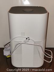 MaxSold Auction: Vewior Air Purifier Works Well - Toronto (Ontario, Canada) SELLER MANAGED Downsizing Online Auction - McAdam Avenue