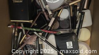 MaxSold Auction: Brand new makeup items  - Markham (Ontario, Canada) PARTNER MANAGED Downsizing Online Auction - Loring Crescent