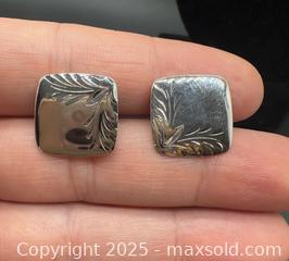 MaxSold Auction: Sterling silver cufflinks - Markham (Ontario, Canada) PARTNER MANAGED Downsizing Online Auction - Loring Crescent