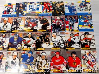MaxSold Auction: 1990'S HOCKEY CARD LOT OF 30 - Kingston (Ontario, Canada) SELLER MANAGED Downsizing Online Auction - Rosemund Crescent