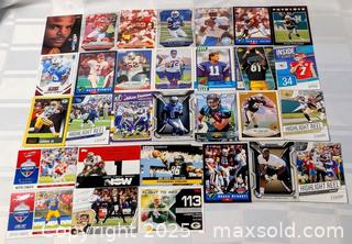 MaxSold Auction: FOOTBALL CARD MIXED LOT OF 30 - Kingston (Ontario, Canada) SELLER MANAGED Downsizing Online Auction - Rosemund Crescent