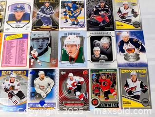 MaxSold Auction: HOCKEY CARD MIXED LOT OF 28 STAR PLAYERS - Kingston (Ontario, Canada) SELLER MANAGED Downsizing Online Auction - Rosemund Crescent