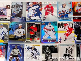 MaxSold Auction: HOCKEY CARD MIXED LOT OF 30 - Kingston (Ontario, Canada) SELLER MANAGED Downsizing Online Auction - Rosemund Crescent
