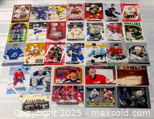 MaxSold Auction: HOCKEY CARD MIXED LOT OF 30 - Kingston (Ontario, Canada) SELLER MANAGED Downsizing Online Auction - Rosemund Crescent