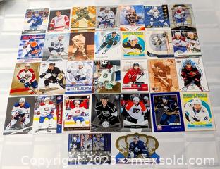 MaxSold Auction: HOCKEY CARD MIXED LOT OF 30 - Kingston (Ontario, Canada) SELLER MANAGED Downsizing Online Auction - Rosemund Crescent