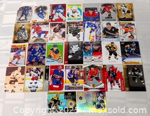 MaxSold Auction: HOCKEY CARD MIXED LOT OF 30 - Kingston (Ontario, Canada) SELLER MANAGED Downsizing Online Auction - Rosemund Crescent