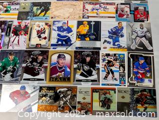 MaxSold Auction: HOCKEY CARD MIXED LOT OF 31 - Kingston (Ontario, Canada) SELLER MANAGED Downsizing Online Auction - Rosemund Crescent