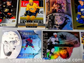 MaxSold Auction: HOCKEY CARD MIXED LOT OF 31 - Kingston (Ontario, Canada) SELLER MANAGED Downsizing Online Auction - Rosemund Crescent