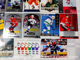 MaxSold Auction: HOCKEY CARD MIXED LOT OF 32 - Kingston (Ontario, Canada) SELLER MANAGED Downsizing Online Auction - Rosemund Crescent