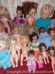 MaxSold Auction: (A) Vintage doll lot - London (Ontario, Canada) PARTNER MANAGED Estate Sale Online Auction - Alayne Crescent