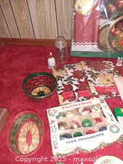 MaxSold Auction: (B) Assorted vintage Christmas decorations - London (Ontario, Canada) PARTNER MANAGED Estate Sale Online Auction - Alayne Crescent