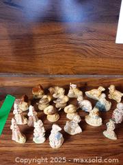 MaxSold Auction: (B) Collection of Wade Figures - London (Ontario, Canada) PARTNER MANAGED Estate Sale Online Auction - Alayne Crescent