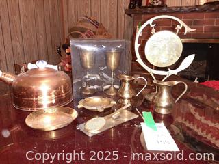 MaxSold Auction: Brass & Copper Decorative Lot - London (Ontario, Canada) PARTNER MANAGED Estate Sale Online Auction - Alayne Crescent