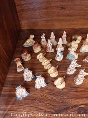 MaxSold Auction: (C) Collection of Wade Figures - London (Ontario, Canada) PARTNER MANAGED Estate Sale Online Auction - Alayne Crescent