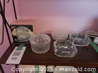 MaxSold Auction: Clear glass trinket dishes & ashtrays - London (Ontario, Canada) PARTNER MANAGED Estate Sale Online Auction - Alayne Crescent