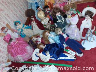 MaxSold Auction: Collection of 12+ Vintage Porcelain Dolls - London (Ontario, Canada) PARTNER MANAGED Estate Sale Online Auction - Alayne Crescent