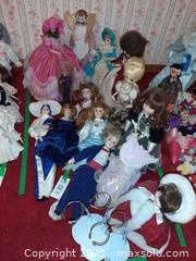 MaxSold Auction: Collection of 12+ Vintage Porcelain Dolls - London (Ontario, Canada) PARTNER MANAGED Estate Sale Online Auction - Alayne Crescent