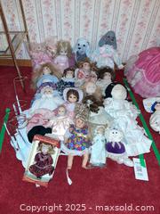 MaxSold Auction: Collection of 15+ assorted vintage dolls - London (Ontario, Canada) PARTNER MANAGED Estate Sale Online Auction - Alayne Crescent