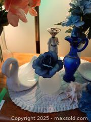 MaxSold Auction: Collection of assorted decorative items - Blue/White - London (Ontario, Canada) PARTNER MANAGED Estate Sale Online Auction - Alayne Crescent