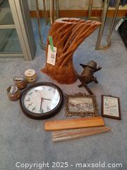 MaxSold Auction: Collection of Decorative Items - London (Ontario, Canada) PARTNER MANAGED Estate Sale Online Auction - Alayne Crescent