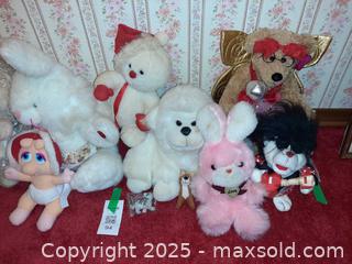 MaxSold Auction: Collection of various stuffed animals and plush toys - London (Ontario, Canada) PARTNER MANAGED Estate Sale Online Auction - Alayne Crescent