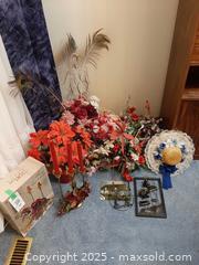 MaxSold Auction: Festive and decorative items - London (Ontario, Canada) PARTNER MANAGED Estate Sale Online Auction - Alayne Crescent