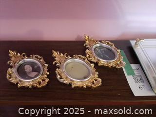 MaxSold Auction: Gold-finish metal and acrylic mirrored vanity tray & more - London (Ontario, Canada) PARTNER MANAGED Estate Sale Online Auction - Alayne Crescent