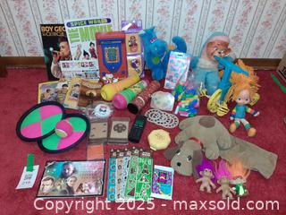 MaxSold Auction: Large collection of vintage 1990s toys and memorabilia - London (Ontario, Canada) PARTNER MANAGED Estate Sale Online Auction - Alayne Crescent