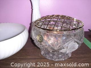 MaxSold Auction: Milk Glass & Princess House 24% Lead Crystal - London (Ontario, Canada) PARTNER MANAGED Estate Sale Online Auction - Alayne Crescent