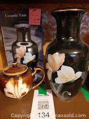 MaxSold Auction: * NEW* Vintage ceramic vase and fur seal figures - London (Ontario, Canada) PARTNER MANAGED Estate Sale Online Auction - Alayne Crescent