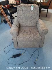 MaxSold Auction: Power lift recliner chair with a beige and brown paisley fabric pattern - London (Ontario, Canada) PARTNER MANAGED Estate Sale Online Auction - Alayne Crescent