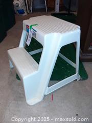 MaxSold Auction: Rubbermaid 2-step step stool - London (Ontario, Canada) PARTNER MANAGED Estate Sale Online Auction - Alayne Crescent