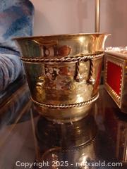 MaxSold Auction: Two Hollywood Regency tissue box holders & two brass planters - London (Ontario, Canada) PARTNER MANAGED Estate Sale Online Auction - Alayne Crescent