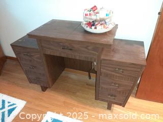 MaxSold Auction: Vintage Morse Apollo 6400 Fotomatic Sewing Machine in original cabinet  - London (Ontario, Canada) PARTNER MANAGED Estate Sale Online Auction - Alayne Crescent